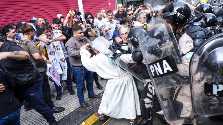 La Justicia declaró nulo el protocolo antipiquetes de la ex ministra Patricia Bullrich