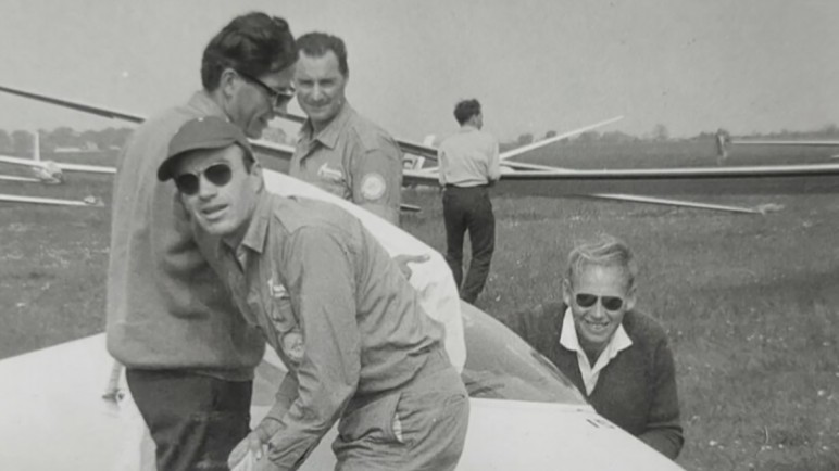 Rolf Hossinger: Héroe en el cielo, olvidado en la tierra