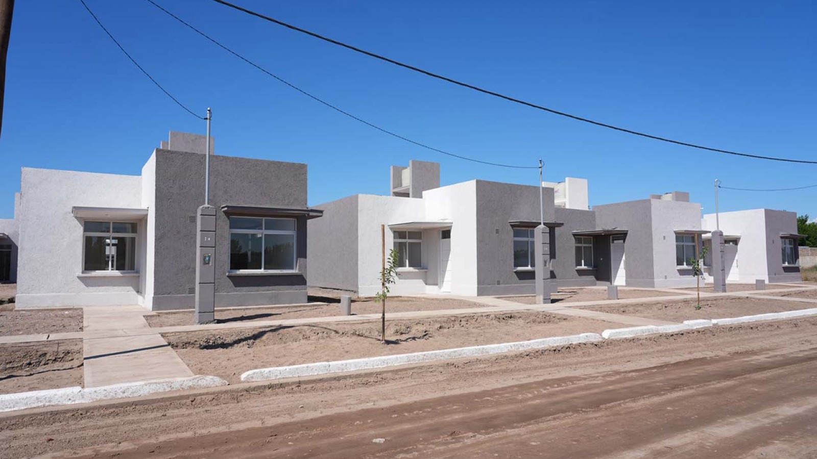 Junín cerró el 2025 con la entrega de 20 nuevas viviendas del barrio El Retamo