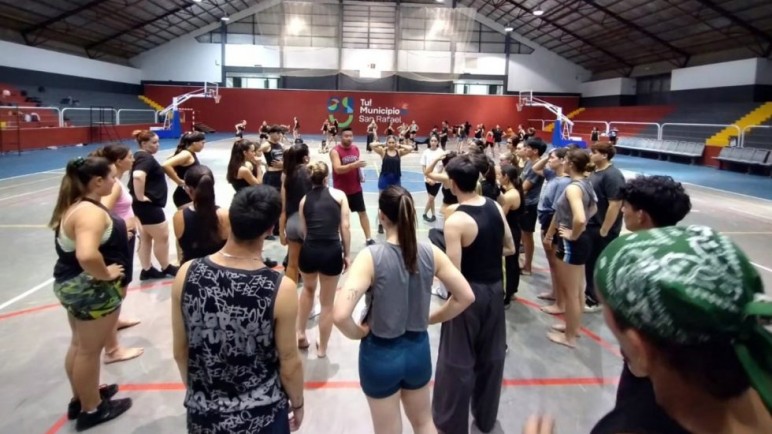 Comenzaron los ensayos para la Vendimia Departamental de San Rafael 2026