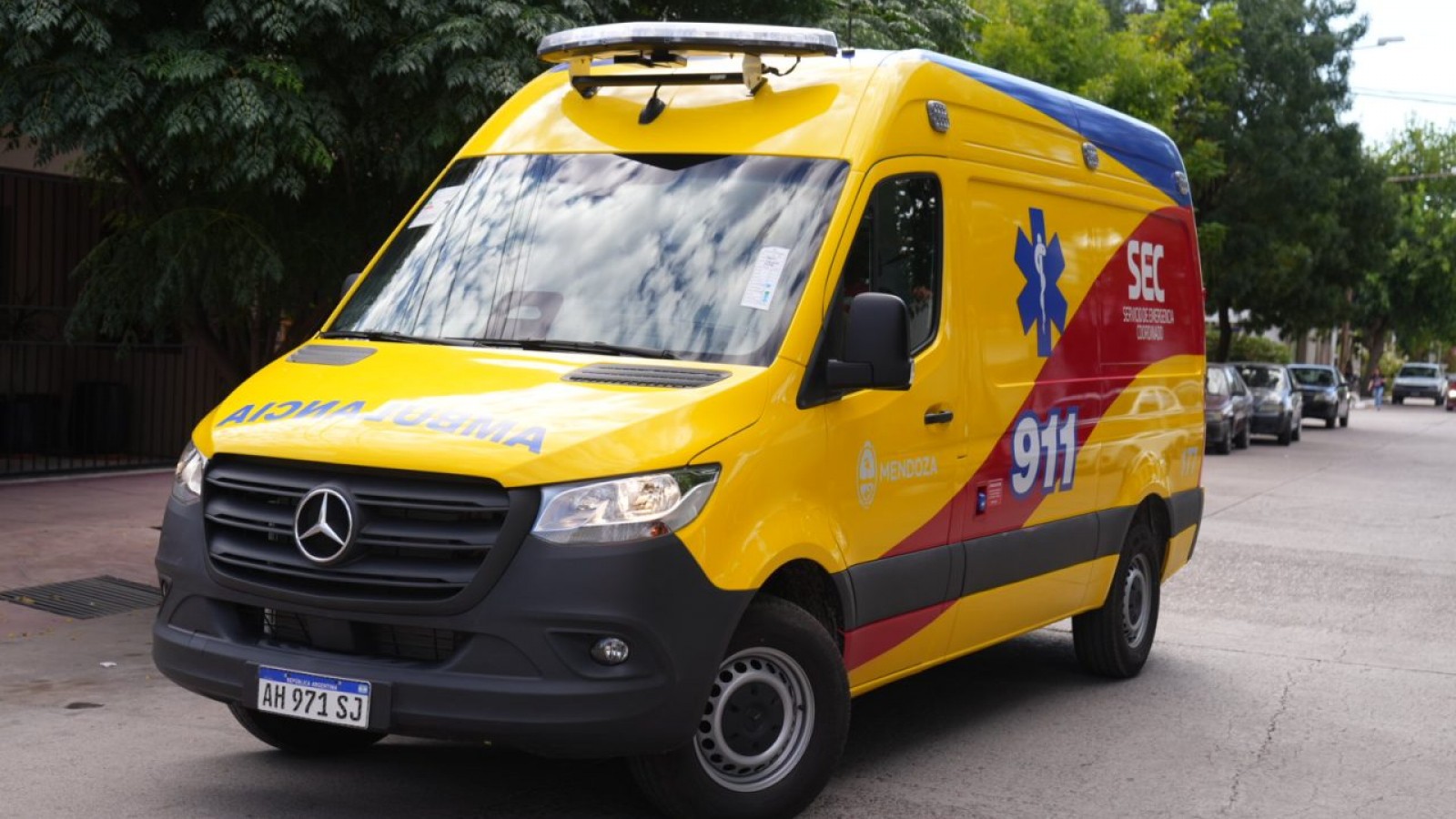 Junín recibió una ambulancia de alta complejidad y fortalece el Servicio de Emergencias Coordinado