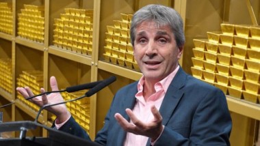 Exigen al gobierno de Milei la ubicación de las reservas del oro argentino