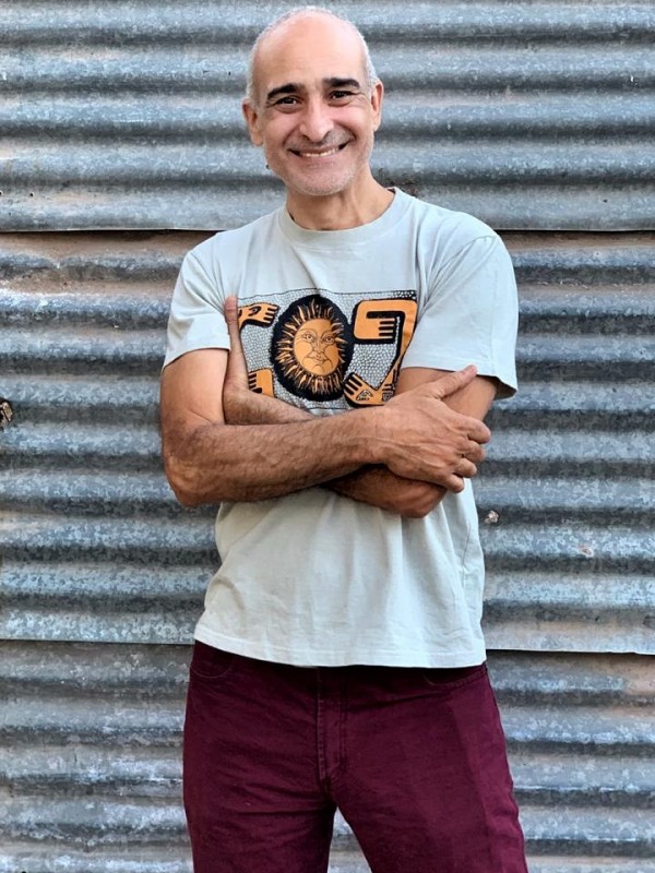 Daniel Quiroga abre las actuaciones en el Teatro Pulgarcito