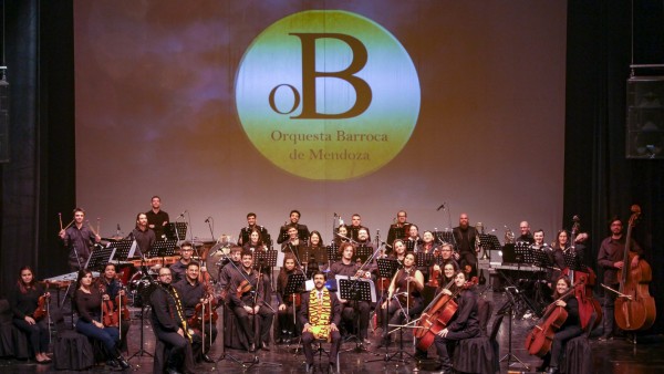La Orquesta Barroca de Mendoza presenta "Boleros Sinfónicos" en el Teatro Independencia