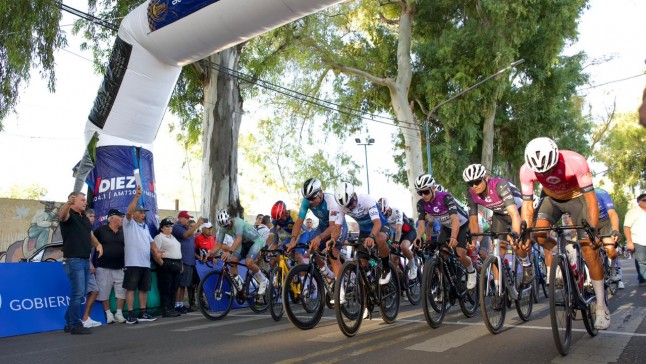 Medio siglo de gloria: la Vuelta Ciclista de Mendoza inició su edición 50