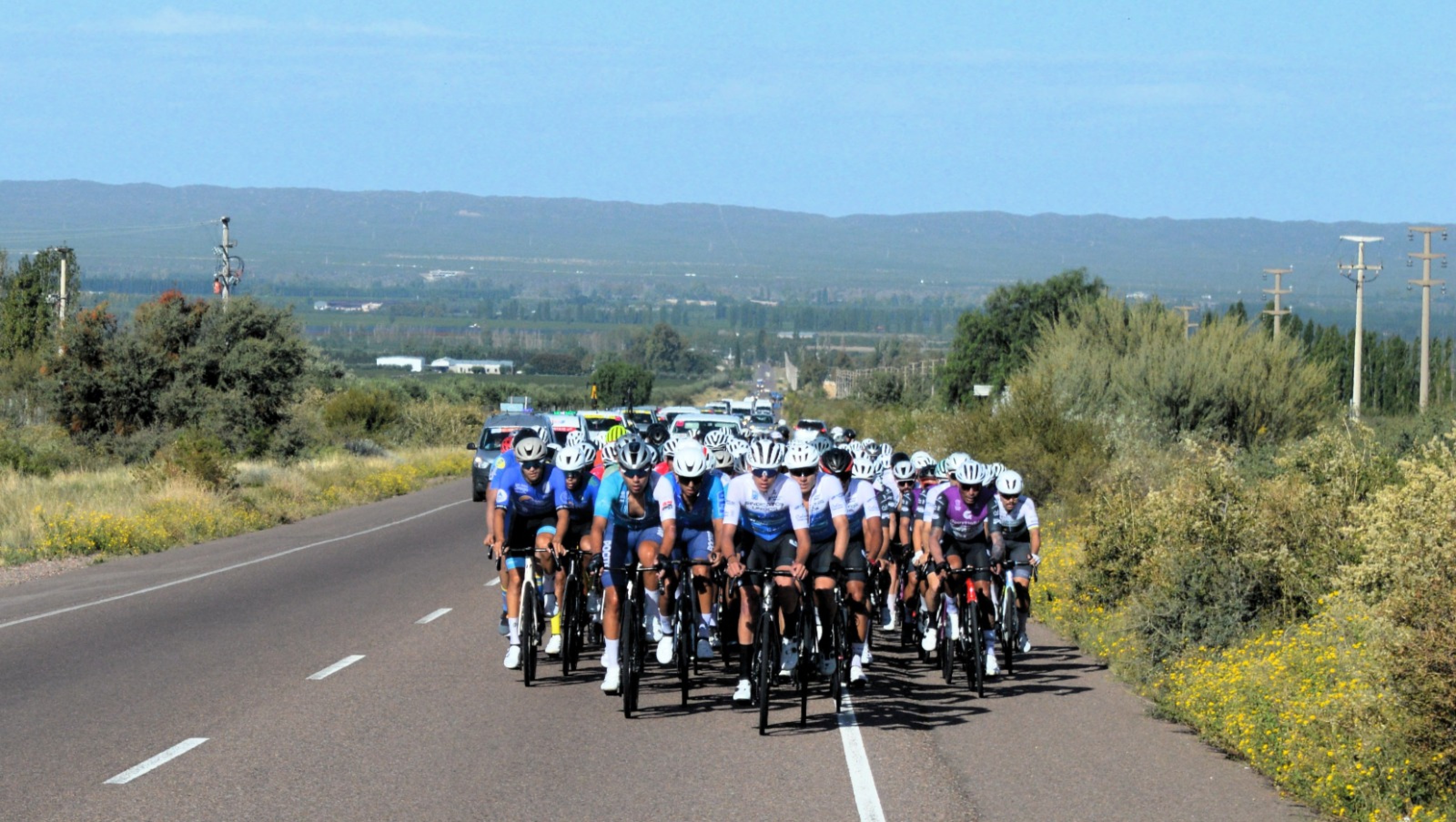 Segunda Etapa: Perlitas de la Vuelta Ciclista de Mendoza entre caramañolas y pedales