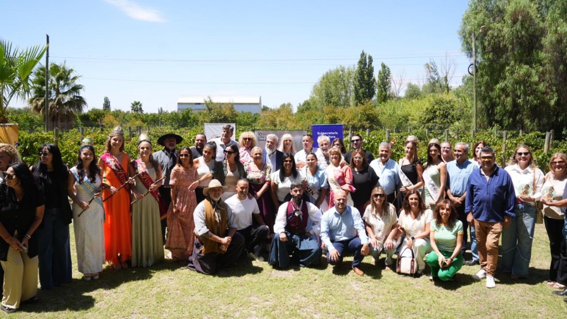 Junín rindió homenaje por los 90 años de la Fiesta Nacional de la Vendimia