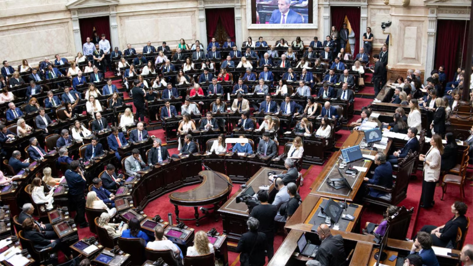 Reforma laboral en Diputados: comenzó el debate y la sesión podría extenderse por 12 horas