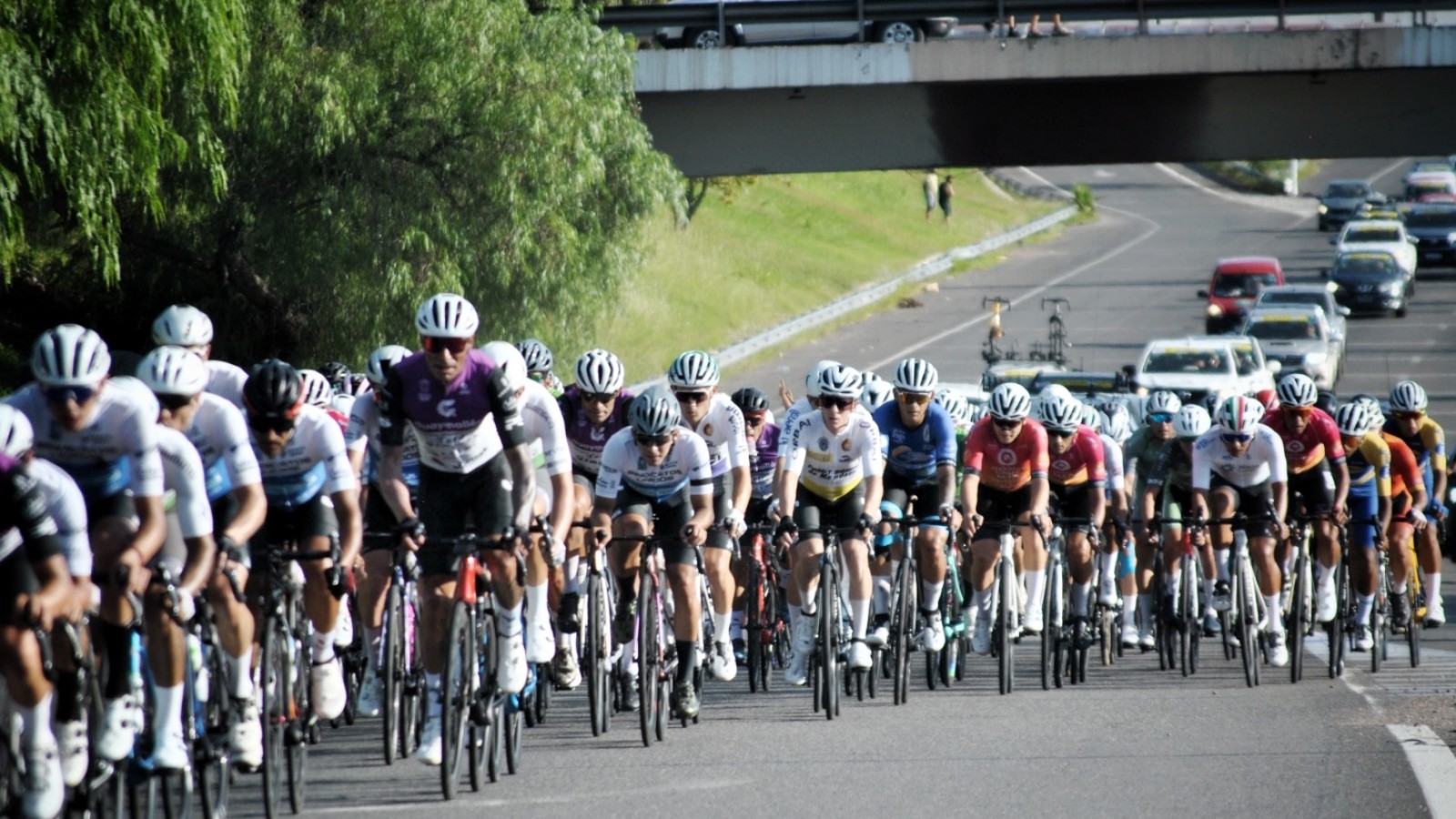 Edición dorada de la Vuelta Ciclista de Mendoza: 50 Años de coraje y pasión por el ciclismo