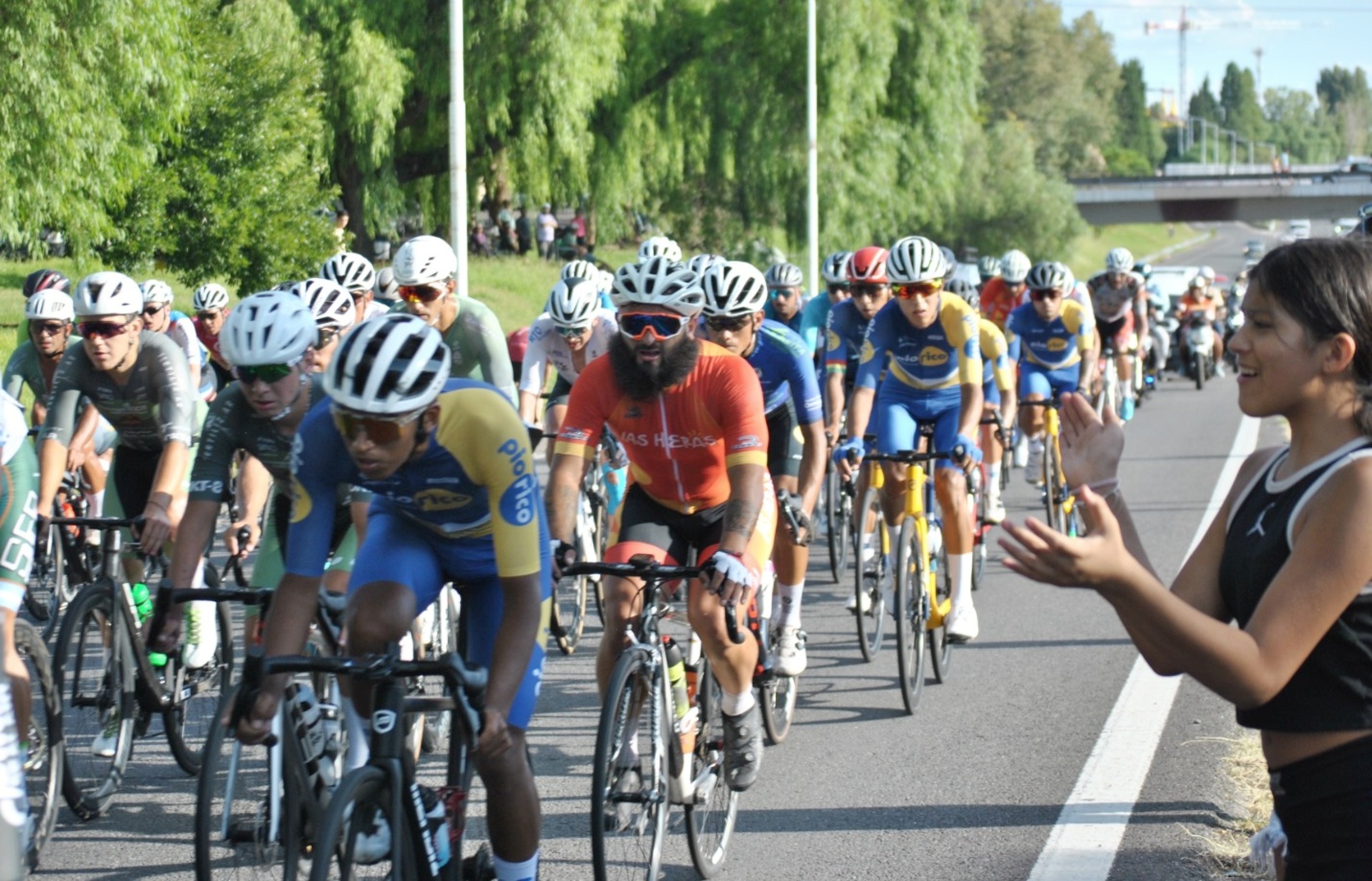 Edición dorada de la Vuelta Ciclista de Mendoza: 50 Años de coraje y pasión por el ciclismo