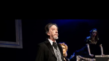 "Tirria": la comedia éxito con Diego Capusotto llega a Mendoza