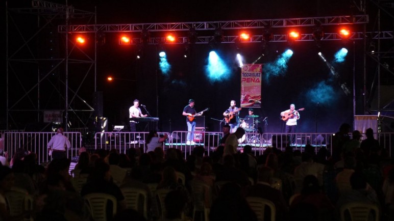 Junín celebró 20 años del Festival del Jamón y el Pan Casero en Rodríguez Peña