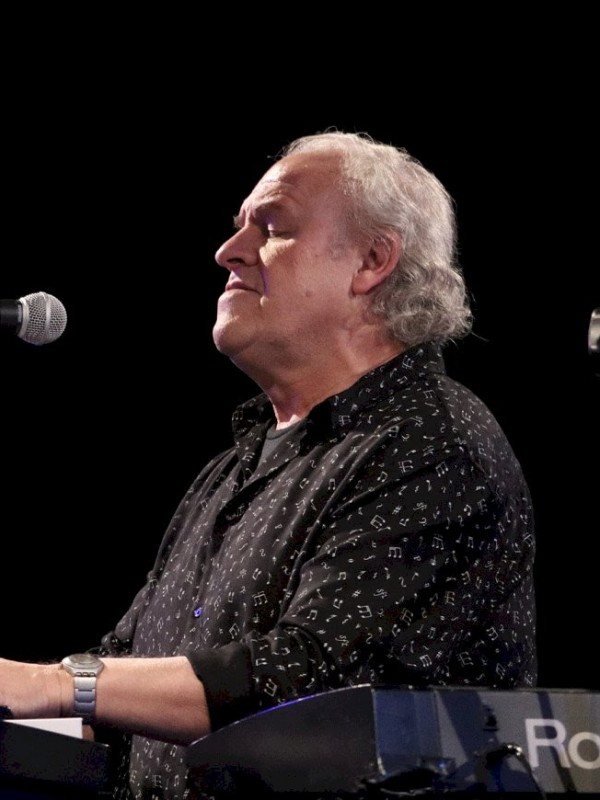 La Fiesta Go Back vuelve al Arena con César "Banana" Pueyrredón como invitado especial