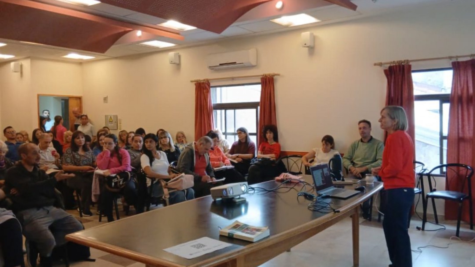 Capacitación sobre elaboración de mermeladas convocó a emprendedores y vecinos en San Rafael