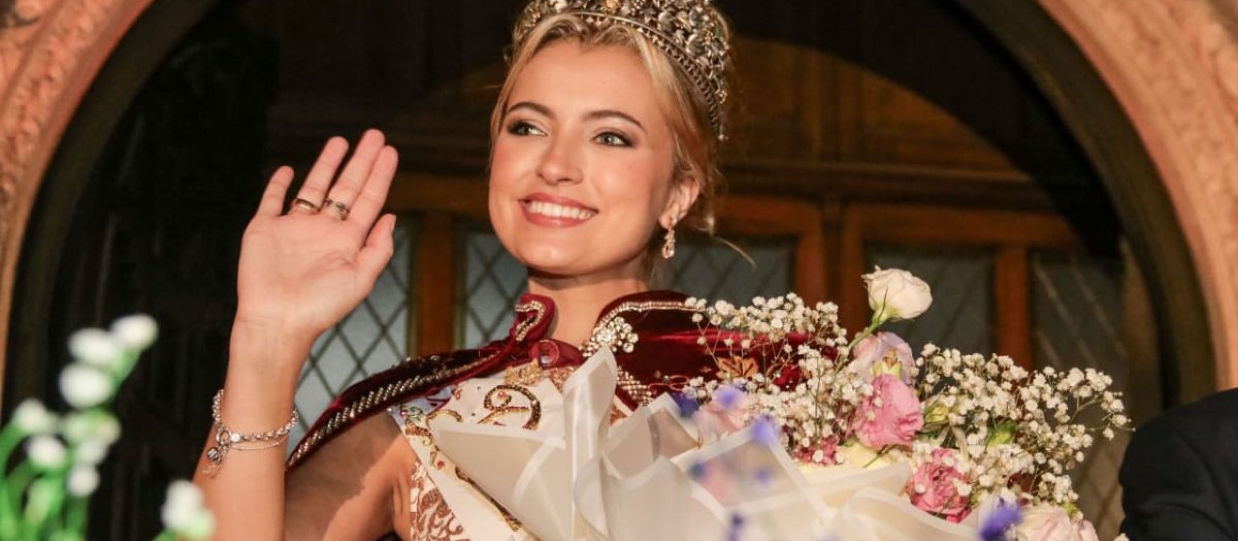 Azul Micaela Antolínez fue coronada Reina Nacional de la Vendimia 2026
