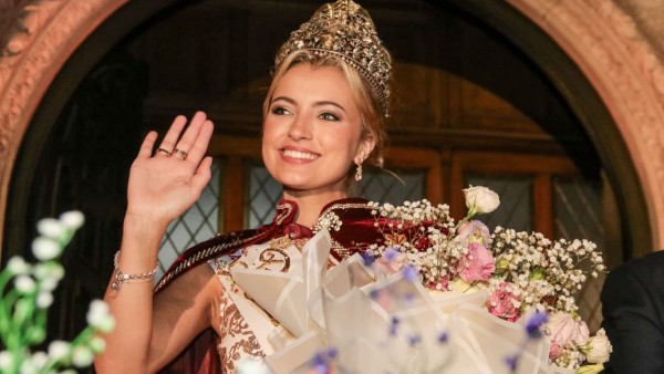 Azul Micaela Antolínez fue coronada Reina Nacional de la Vendimia 2026