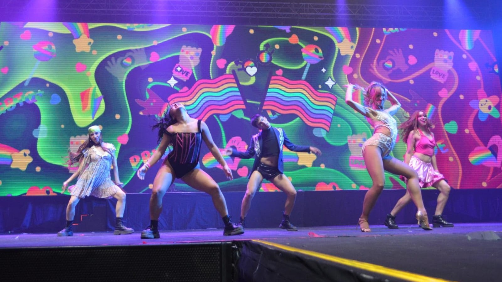 Vendimia para Todxs celebró sus 30 años con una multitudinaria fiesta y coronó a sus nuevos Reyes