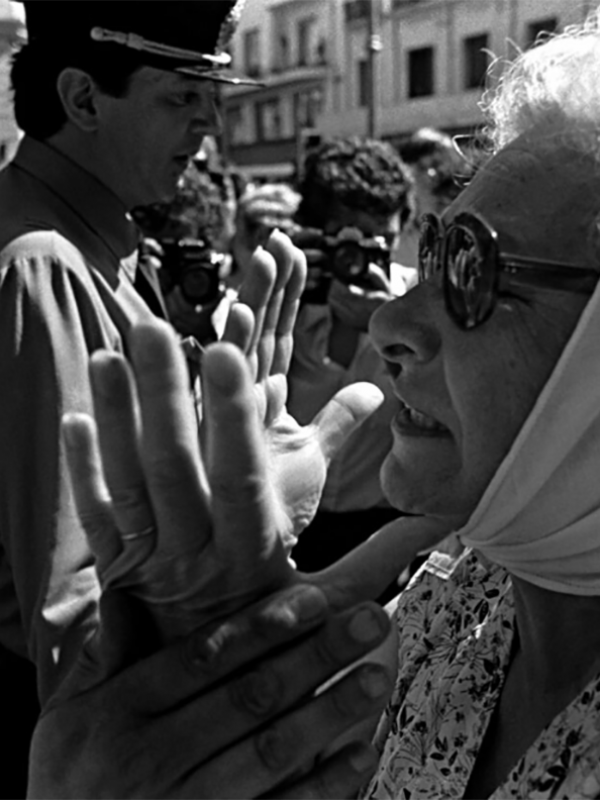 Nunca más una sociedad cómplice