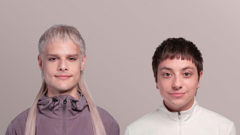 CA7RIEL & Paco Amoroso llegan a Mendoza con su "Free Spirits World Tour"