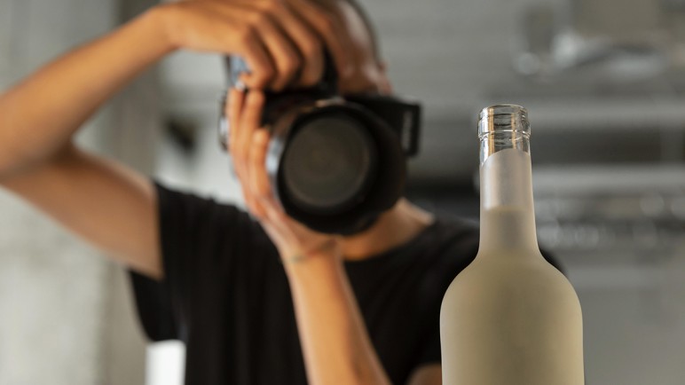 Mendoza, tierra del sol, del vino y de la explotación del trabajo creativo