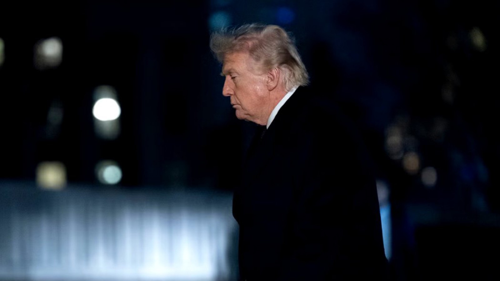 Crónica de un error de cálculo: el mes que transformó la "guerra relámpago" de Trump en un laberinto global