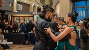 Vino, arte y tradición: el Pasaje San Martín celebró sus 100 años en el Mes del Malbec