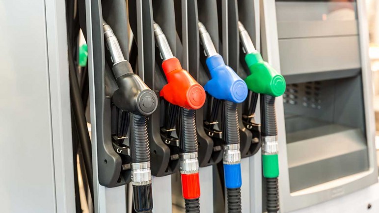 Aumentan, de manera parcial, los combustibles en mayo