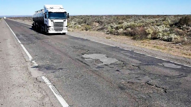 Ajuste sin freno: el gasto público nacional cayó 32% desde 2023