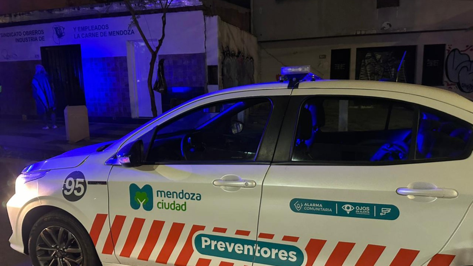 Ojos en Alerta permitió detener a un delincuente que intentaba robar equipos de aire acondicionado