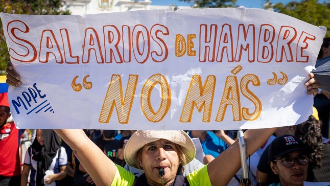 Salarios: 7 de cada 10 trabajadores argentinos gastan su sueldo en menos de 14 días