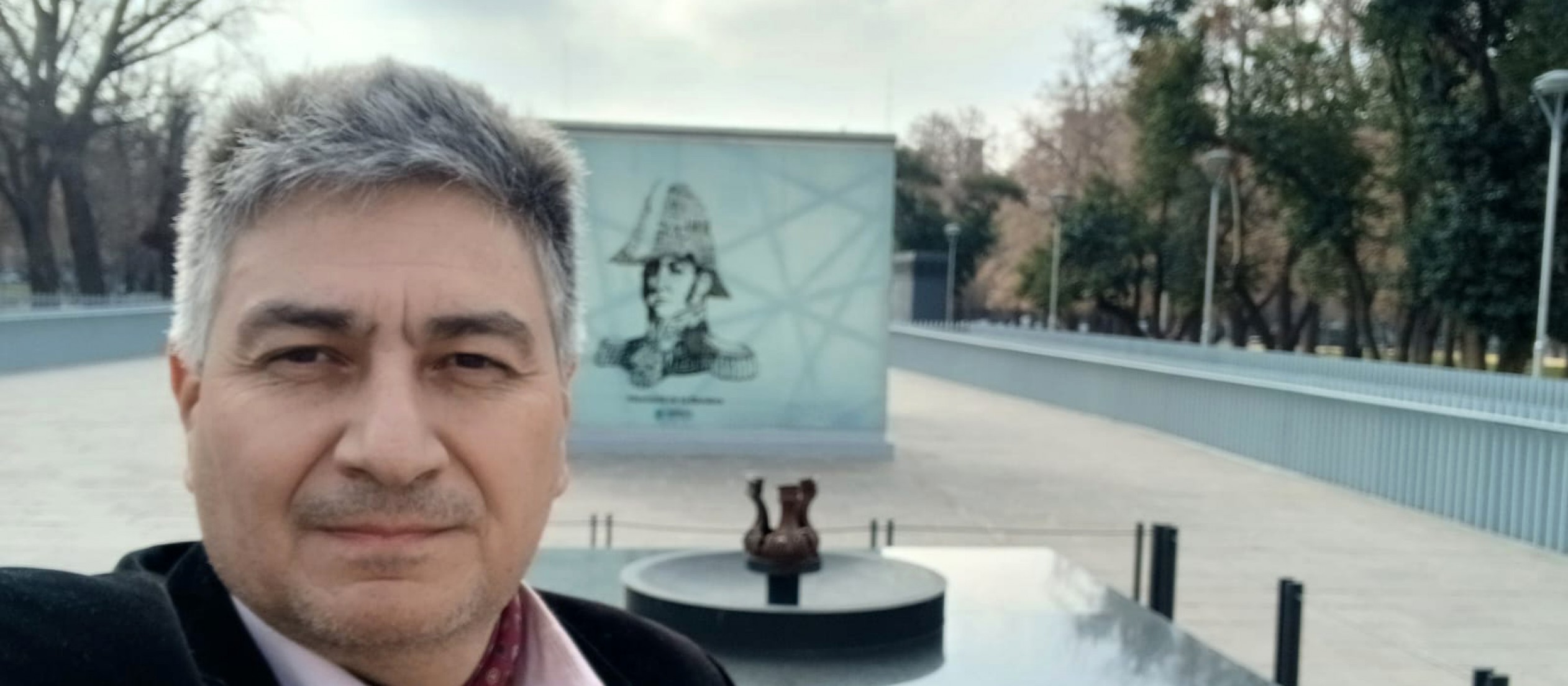 Juan Marcelo Calabria: "Si San Martín hubiera tenido redes sociales, sus peores haters habrían sido los mismos que él ayudó a liberar"