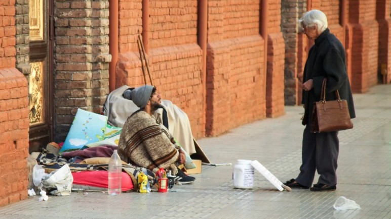 Adelantan la apertura de refugios para personas en situación de calle por bajas temperaturas