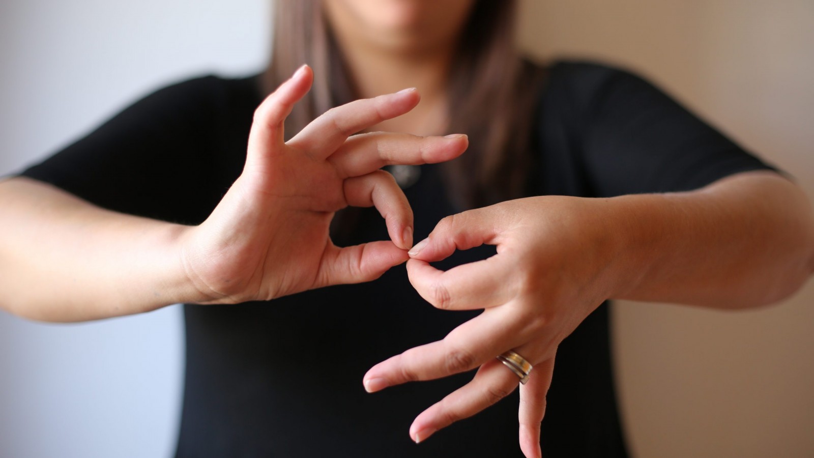 Reconocen a Lengua de Señas Argentina como «natural y originaria»- LSA