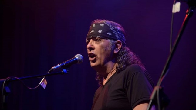 "El Negro" Fiat llega a Vía Veneto con una noche de rock y blues en Ciudad