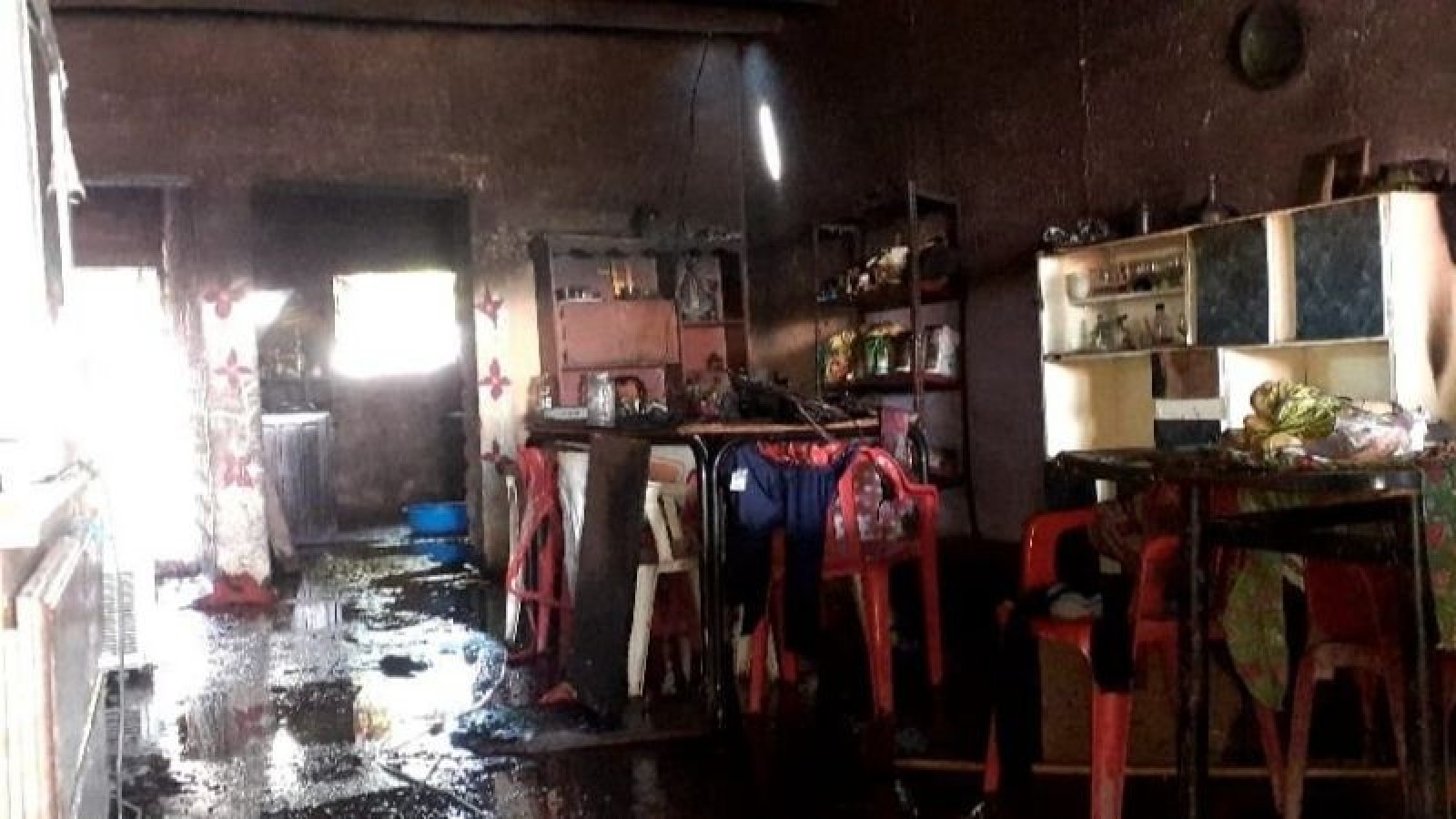 Una familia carenciada de Pocito con una hija con discapacidad quedó en la calle por un incendio