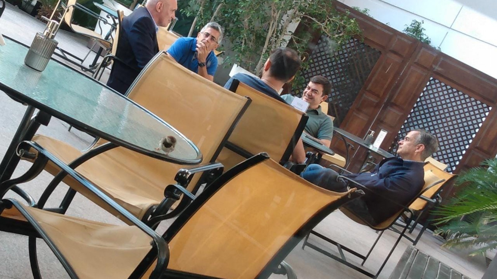 Mini cumbre política que inquieta a Cambia Mendoza