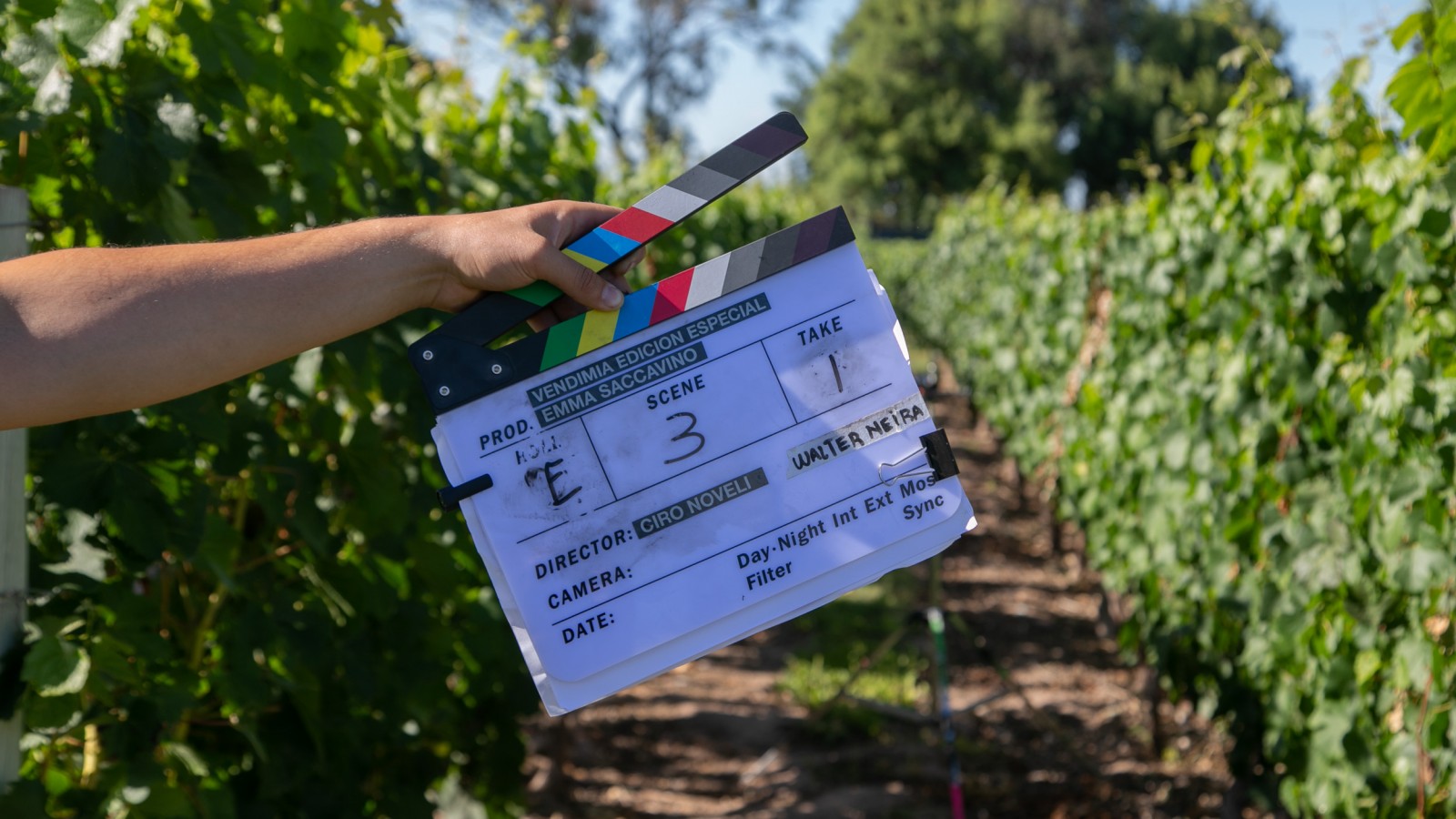 <p>Fan press Filmacion Vendimia <a class="continue" href="https://portada.com.ar/la-pelicula-mas-grande-realizada-en-la-argentina-en-los-ultimos-anos/fan-press-filmacion-vendimia/">Continúa leyendo<span> Fan press Filmacion Vendimia</span></a></p>