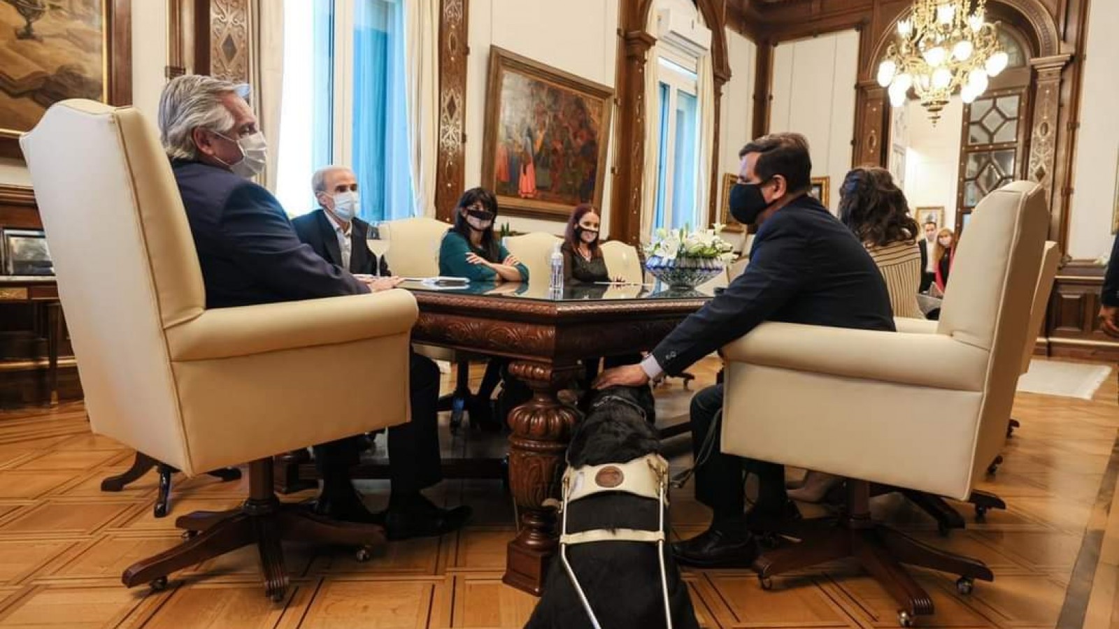 Fernández se reunió con autoridades de la ANDIS