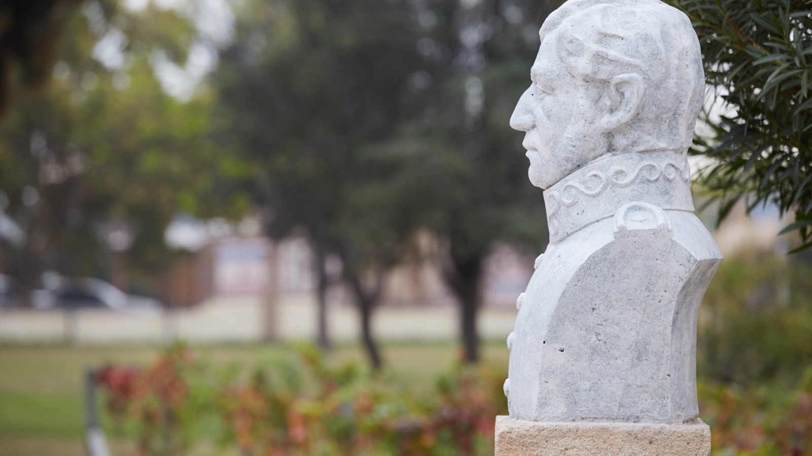 <p>En el Mes de los Monumentos, el departamento de Las Heras se suma con «Huellas de Nuestra Historia». Son circuitos didácticos gratuitos, destinados a estudiantes de nivel terciario. Mendoza,sábado 4 de mayo de 2019. (Marcelo Aguilar) <a class="continue