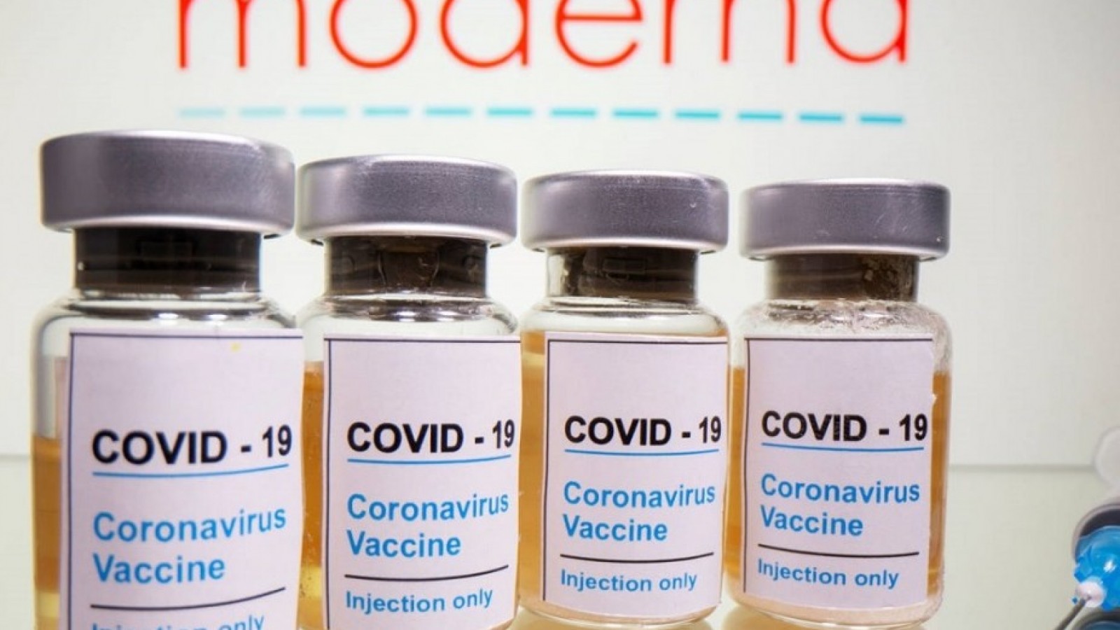 Turnos para mayores de 50 años y combinación de vacunas- LSA