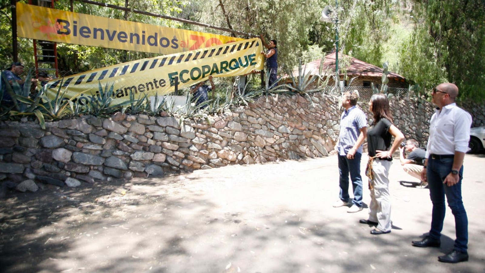 Ni zoo ni ecoparque. Muerte y negocios con animales