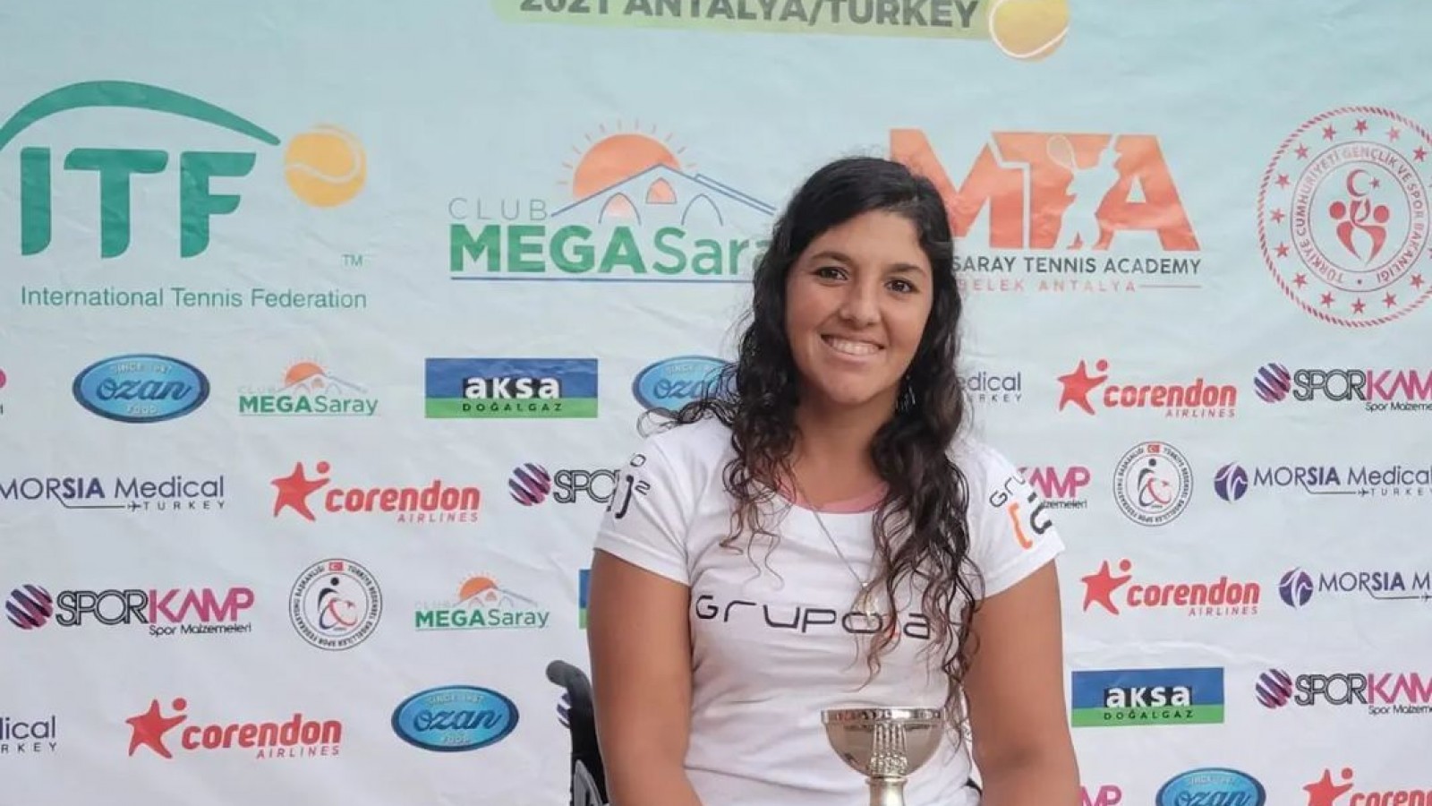 Tenis adaptado: Florencia Moreno Cerro el 2021 como campeona en dobles en Turquía
