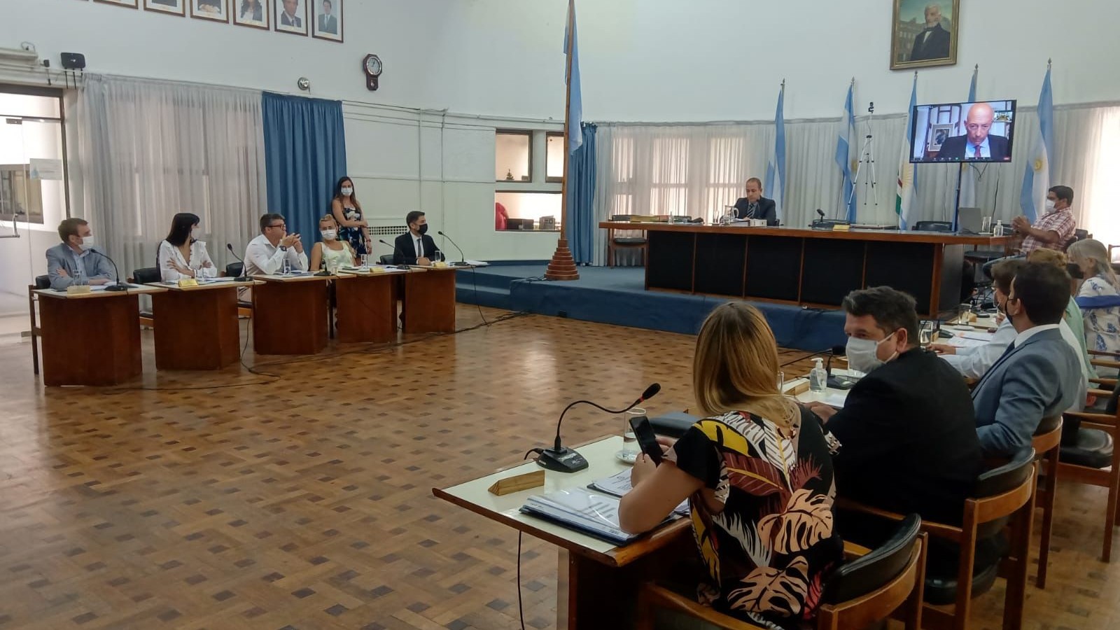 Cuentas equilibradas y una fuerte inversión en obra pública en distritos, las claves del presupuesto municipal 2022