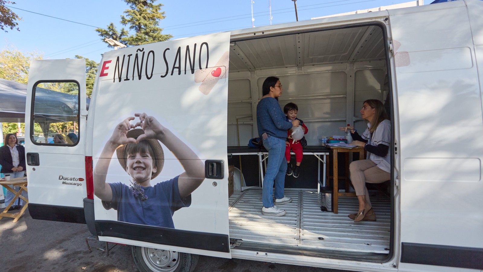 El municipio articula estrategias de atención sanitaria para la mujer y el niño en terreno