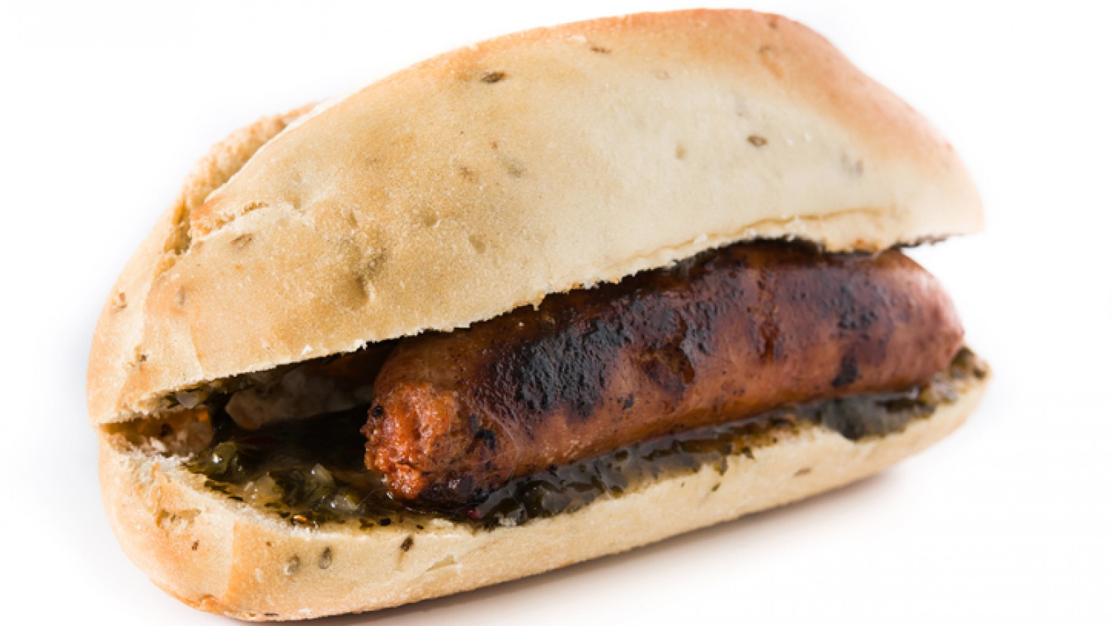 <p>Choripan. Traditional Argentina sandwich with chorizo and chimichurri sauce. isolated on white background <a class="continue" href="https://portada.com.ar/codigo-contravencional/choripan/">Continúa leyendo<span> Choripan</span></a></p>