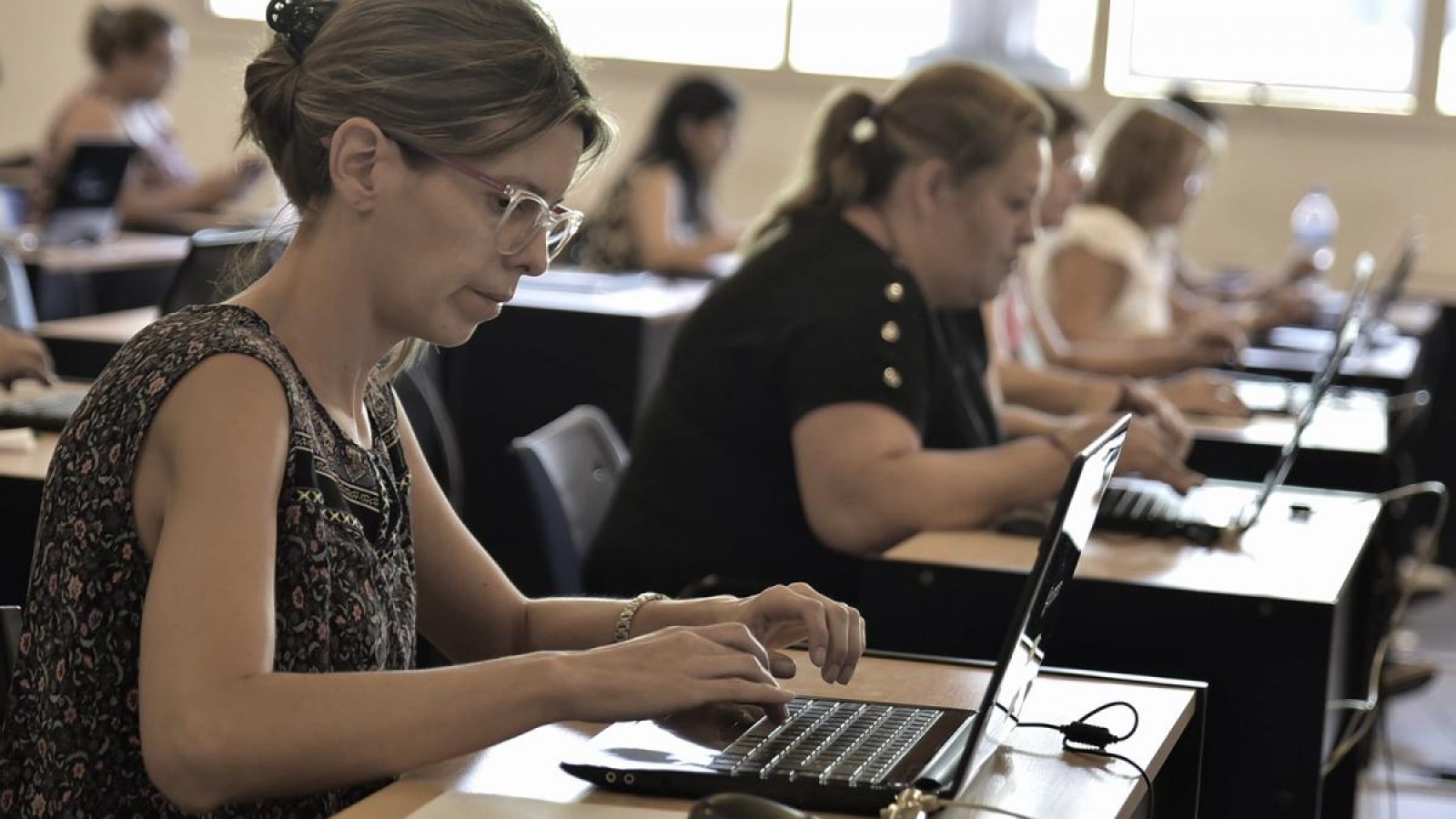 Emprender Mujeres: suman $1.000 millones para intensificar el programa