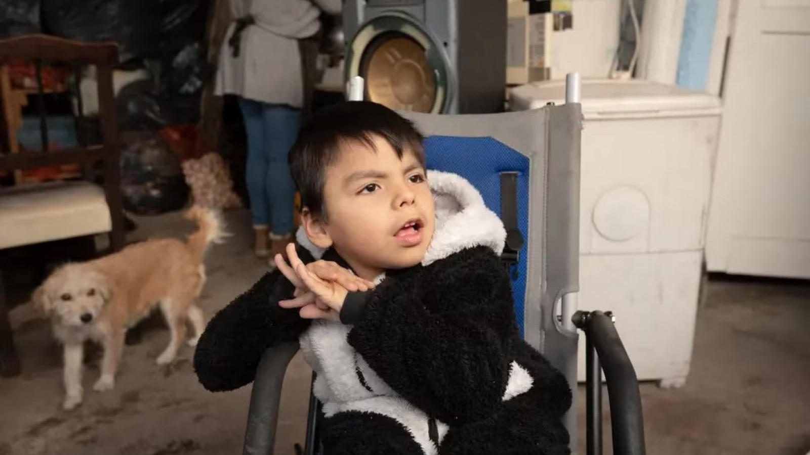 Solidaridad: Efraín necesita viajar para seguir con su tratamiento de células madre