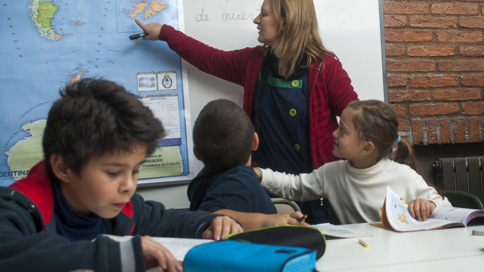 El viernes trabajadores de la educación cobrarán el pago retroactivo acordado en julio