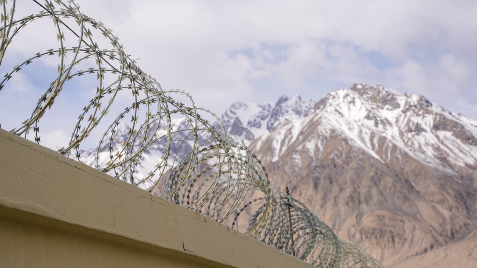 <p>prisión Almafuerte <a class="continue" href="https://portada.com.ar/nuevo-penal-para-mendoza-pero-ni-un-solo-gol/barbwire/">Continúa leyendo<span> prisión Almafuerte</span></a></p>