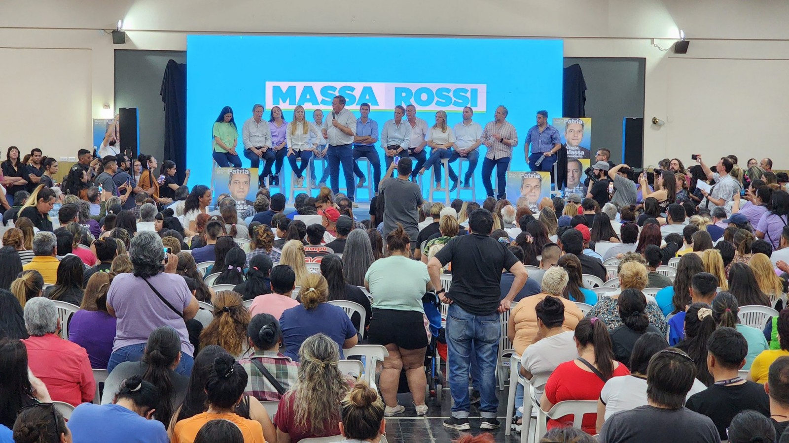 <p>acto liderado por Gabriel Katopodis <a class="continue" href="https://portada.com.ar/todos-unidos-todas-unidas-un-acto-con-la-mistica-peronista/katopodis-3/">Continúa leyendo<span> kATOPODIS</span></a></p>